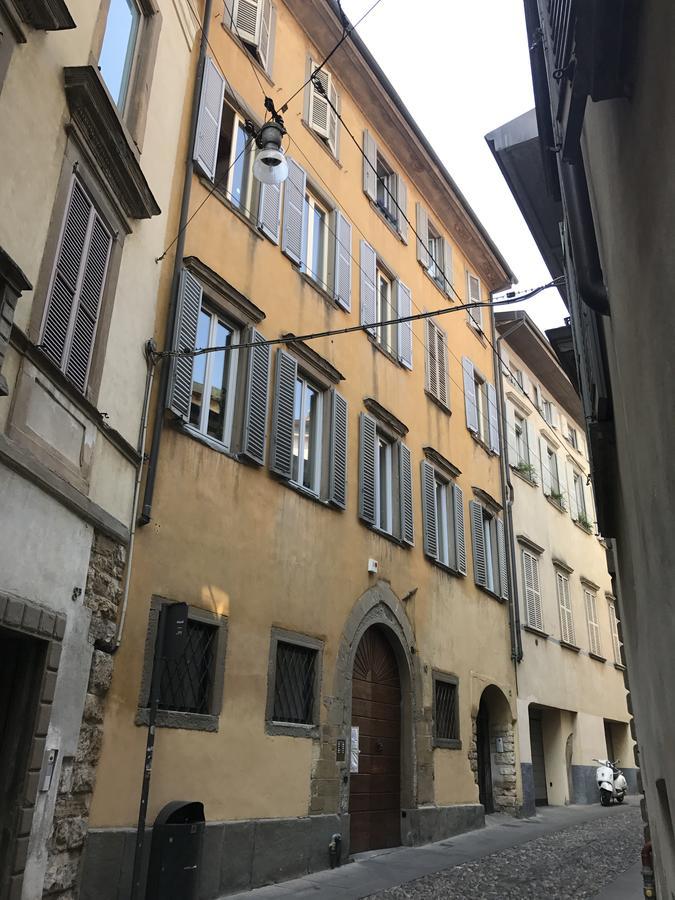 Flora II - Flora Inn Bergamo Exterior photo